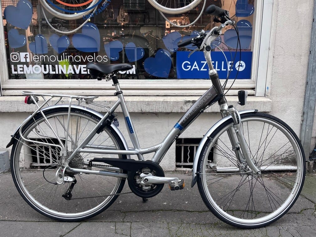 Acheter Vélo hollandais Batavus Compass - 399,90 € Vélo hollandais Batavus Compass - N/A reconditionné disponible sur Le Moulin à Vélos